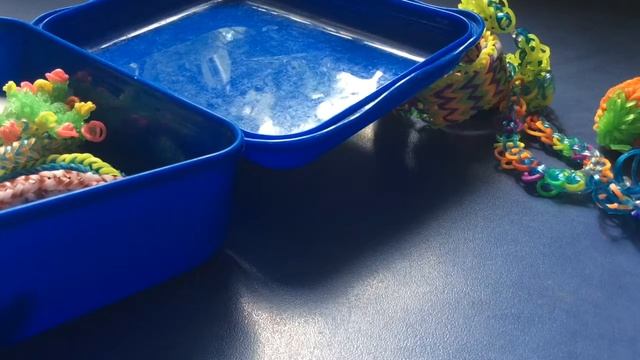 Обзор моей коллекции браслетов и фигурок из резинок смотреть онлайн