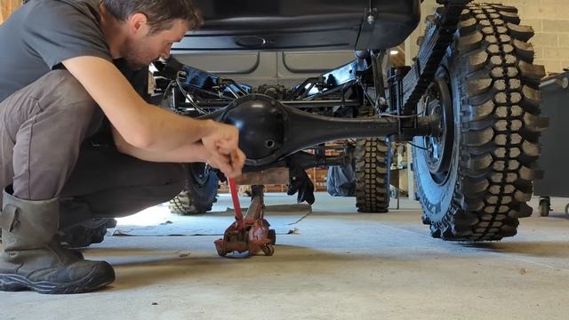 MÉCANIQUE TERMINÉE - Renault 4x4 Goélette R2087 - Partie 20 смотреть онлайн