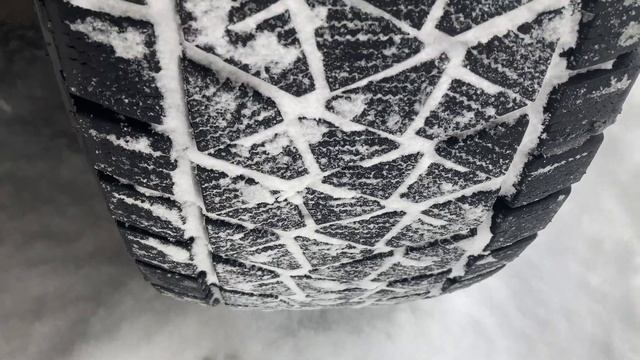 Bridgestone Blizzak DM-V2 смотреть онлайн