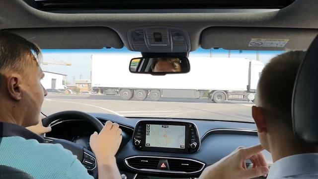 ПЕРВЫЙ Santa Fe 2019 ГОДА Комплектация High-Tech 2.2 8AT