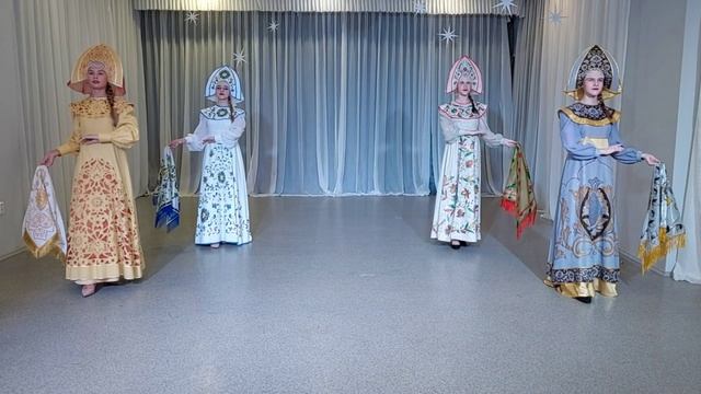 Коллекция "Великоустюжские промыслы". Театр моды Деда Мороза смотреть онлайн