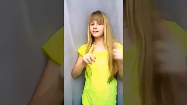 Танцуют под песню (Black Bacardi)/Kira Zablocka смотреть онлайн