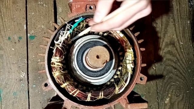 Как переделать электродвигатель 380В на 220В,со звезды на треугольник если только три провода. смотреть онлайн