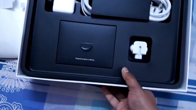 Apple MacBook Air 13" (2015): Unboxing ~ #VlogwithParash смотреть онлайн