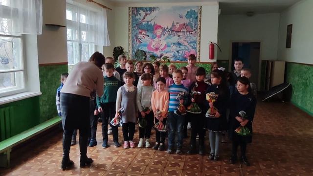 28.12.2022-ОБУЧАЮЩИМСЯ ХРУСТАЛЬСКОЙ ШКОЛЫ № 33 БЫЛИ ПЕРЕДАНЫ ПОДАРКИ ОТ СОЮЗА ЖЕНЩИН БАШКОРТОСТАНА смотреть онлайн