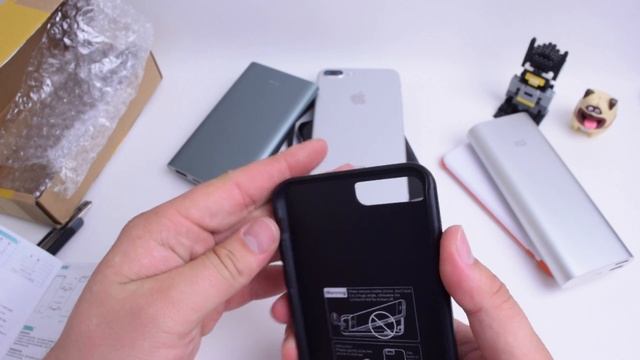 iPhone 8!? КАК ЗАРЯДИТЬ ТЕЛЕФОН БЕЗ ЗАРЯДКИ?! смотреть онлайн