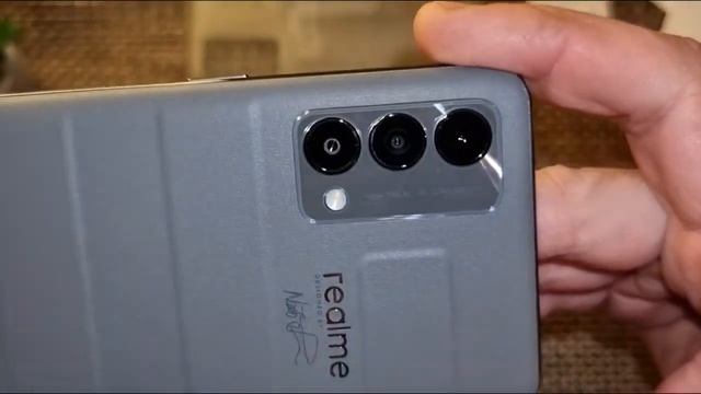 REALME GT MASTER EDITION САМЫЙ АКТУАЛЬНЫЙ СЕРЕДНЯК В 2024! смотреть онлайн