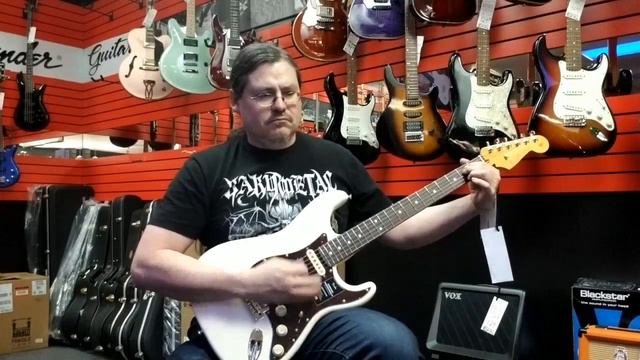 Fender American Professional II Stratocaster смотреть онлайн