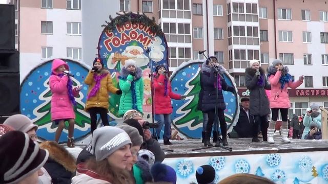 На большом воздушном шаре 2015 год смотреть онлайн
