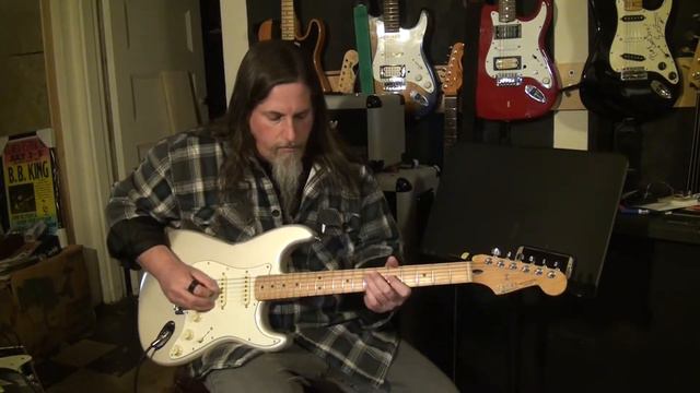 Fender Noiseless Loaded Pickguard Review смотреть онлайн