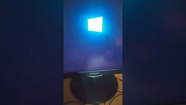 что делать, если пишет American Megatrends и приходиться нажимать f1? смотреть онлайн