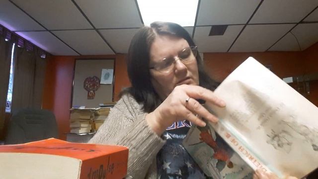 Young Adult Books on the Shelf Sale... смотреть онлайн