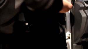 Обшивка двери CHERY TIGGO. Как снять?  Самостоятельный ремонт авто.