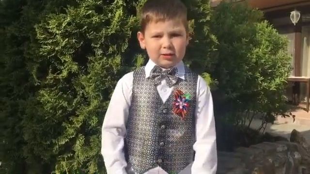 Спасибо героям ! Спасибо солдатам ! Что мир подарили тогда в 45! смотреть онлайн