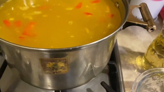Очень вкусный суп без мяса из простых, доступных ингредиентов ?Готовится очень быстро ? смотреть онлайн