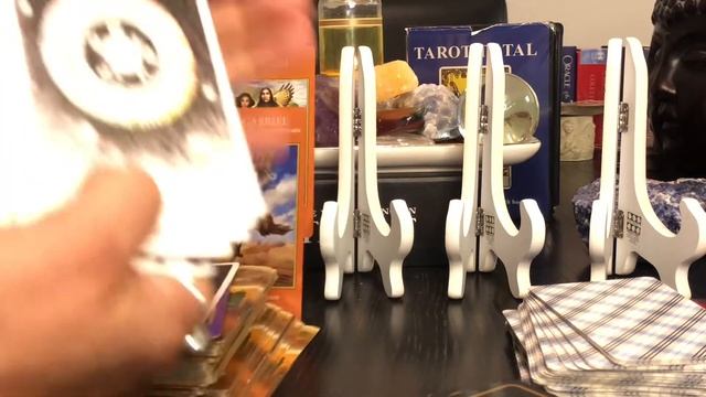 Aries ~Let Go Of Old Version Of You ~ Weekly Tarot & Oracle Messages ~ June 21-27 смотреть онлайн