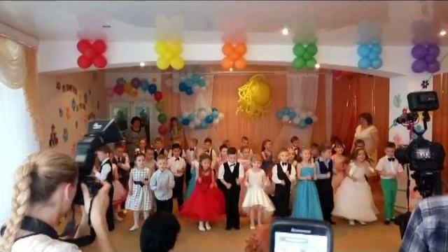 Артем Выпускной в д с №22,гр№6 Днепропетровск 2016г смотреть онлайн