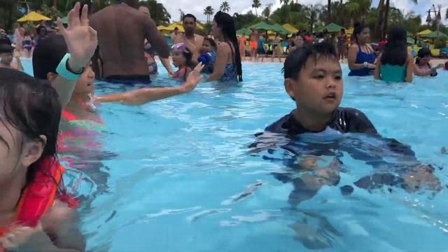 Volcano Bay Orlando Florida Trip смотреть онлайн