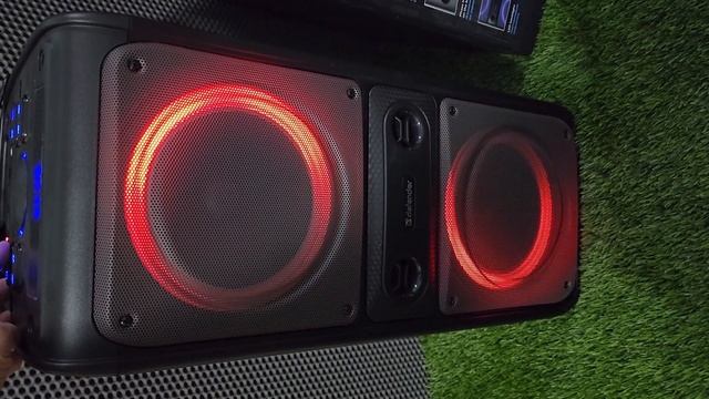 Defender Boomer 70! Портативная акустика с караоке! смотреть онлайн