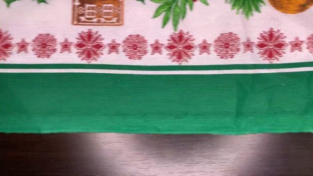 Скатерть на Новый Год и Рождество "Еловые шишки", 150х110 см, 60% хлопок, 40% лен, цвет зеленый смотреть онлайн