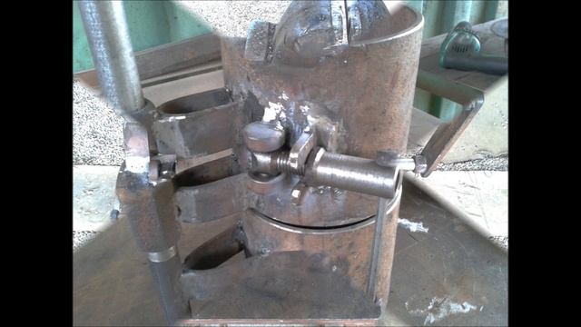 Вертикальная пайка ПВХ труб для скважин.Самодельный Зажим для пайки. для смотреть онлайн