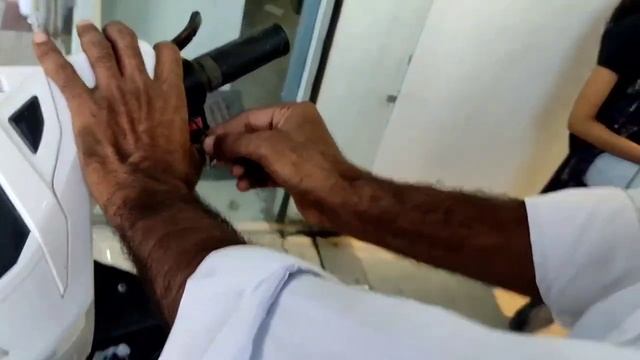 HOW TO REPAIR ACCELERATOR || ELECTRIC SCOOTY || DEEPU THAKUR BSR #electronic #electricscooter