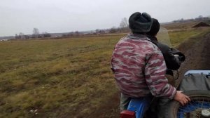 Мотоцикл Урал с прицепом и дровами)