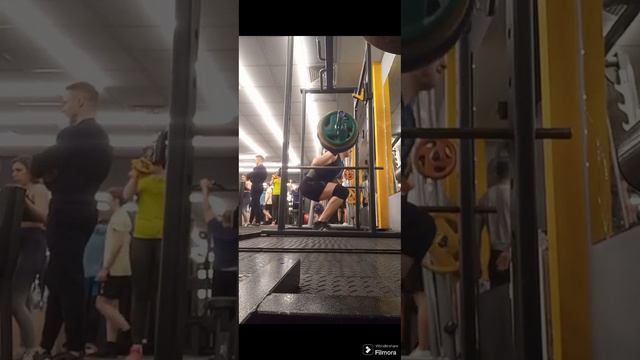 Итоги 2го месяца тренировок: январь-февраль 2024г. Жим лёжа 80х10 Присед ТА 110х5 Становая 140х8 смотреть онлайн