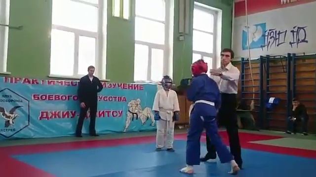 Надавал от души если что я синий смотреть онлайн