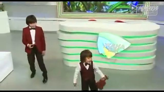 Жандаулет Нуни!! Мальчики зажгли по полной || казак балдары студияны тангалдырды смотреть онлайн