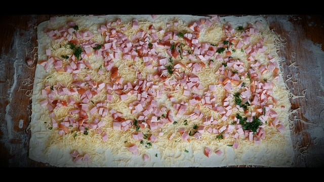 Выпечка ! Вкуснейшая из слоеного теста c сыром ветчены смотреть онлайн