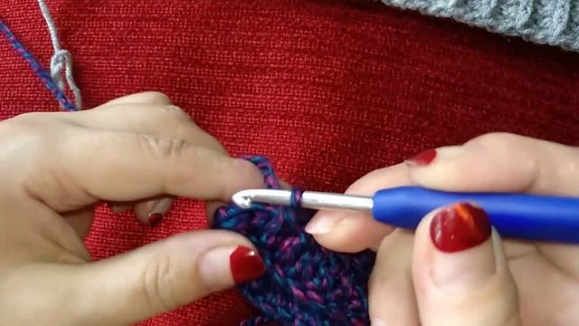 Как вязать шапку месси МК 1 / Messy hat Crochet DIY смотреть онлайн