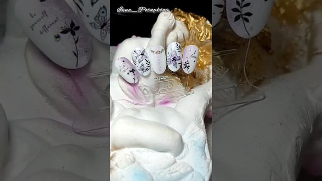 Дизайн ногтей (бабочки, стразы, градиент) маникюр #shorts #nails #nailart #маникюр смотреть онлайн