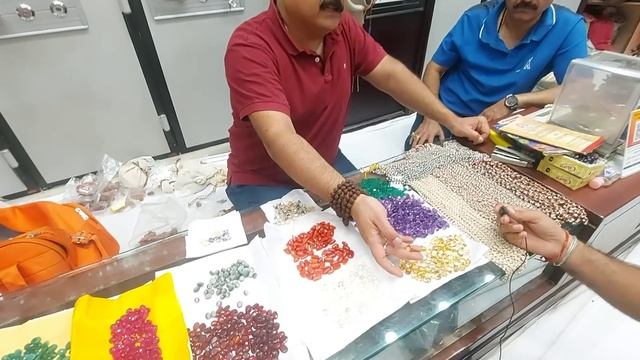 राशि रत्न लेने की सबसे भरोसेमंद दुकान, Om Prakash and Sons, #haridwar #haridwarmarket смотреть онлайн
