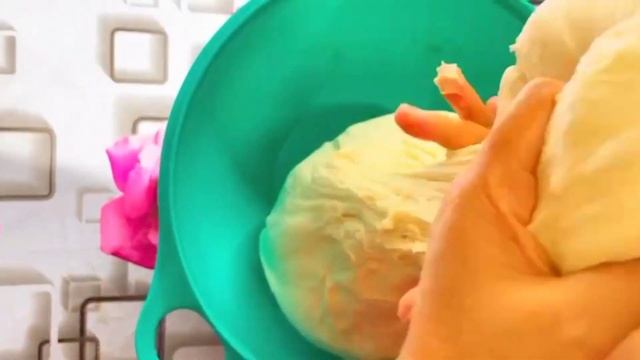 ТЕСТО ВСЕГДА УДАЧНОЕ. ВОЗДУШНЫЕ ПИРОЖКИ С КАПУСТОЙ. Самые вкусные жареные пирожки с капустой. смотреть онлайн