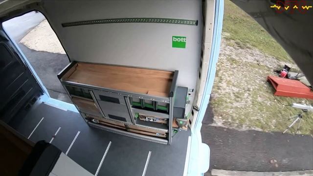 Load securing Crashtest | VW Crafter – Mercedes Vito смотреть онлайн