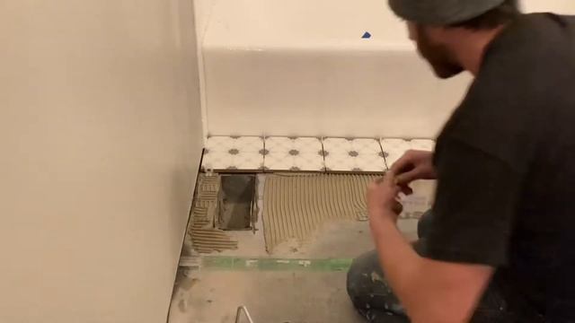 Floor Tile Tips & Tricks смотреть онлайн