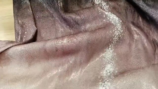 Ткань шкура змеи голубая розовая шелк купон градиент смотреть онлайн