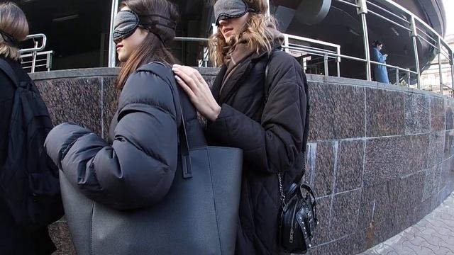 Необычный Петербург. Экскурсия на ощупь 11 смотреть онлайн