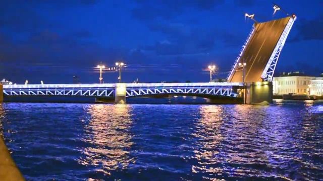 Прогулка по Санкт-Петербургу в белые ночи. смотреть онлайн