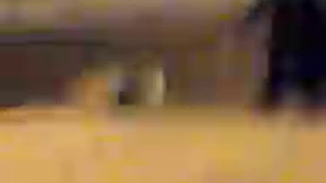 Бабуля выгуливает монитор смотреть онлайн