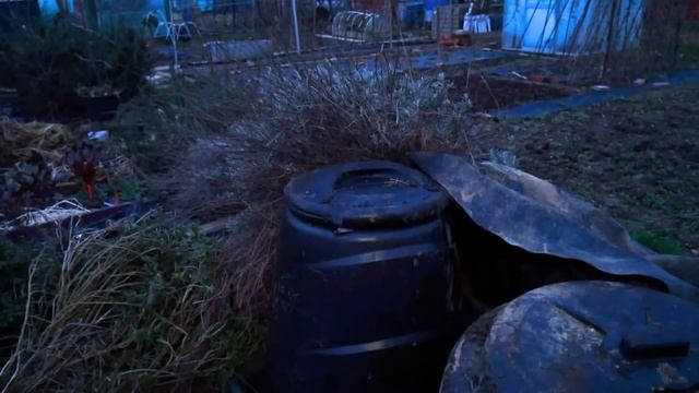 New-Old Compost Dalek - Bin & Other Uses. It's Snazzy! | Enplotment смотреть онлайн