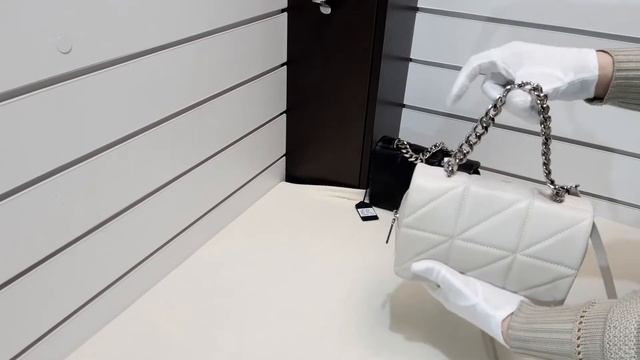Сумка кожаная женская W 5620 смотреть онлайн