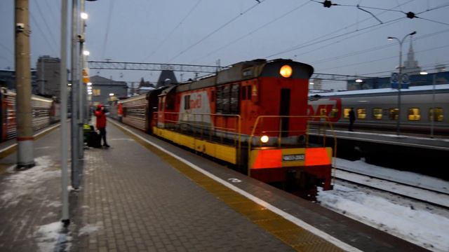 Тепловоз ЧМЭ3-2069 на Ярославском вокзале в Москве