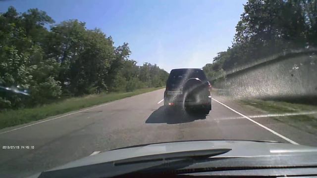 Блондинке зеркала не нужны