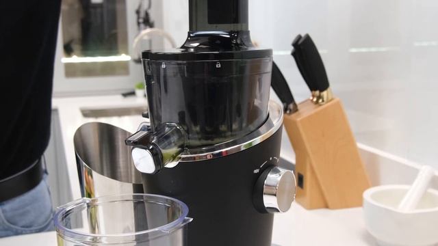 Sana EUJ-848 Vertical Slow Juicer | Juicer Review смотреть онлайн