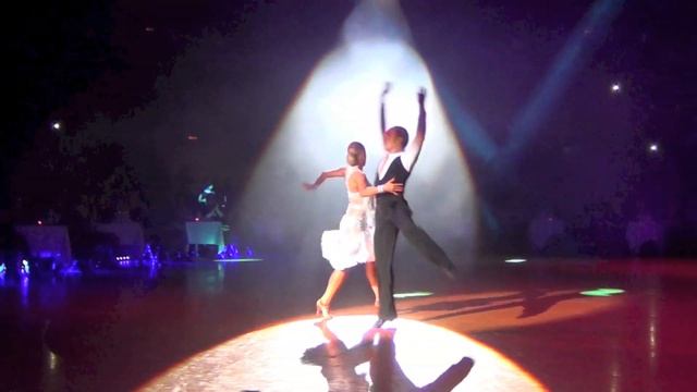 Riccardo Cocchi & Yulia Zagoruychenko 2013 Cha cha cha смотреть онлайн