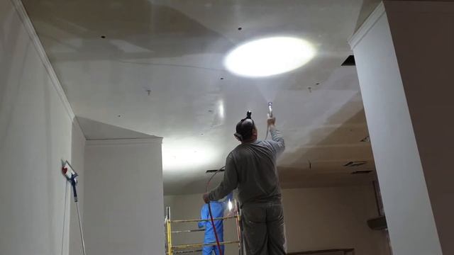 Нанесение шпаклёвки безвоздушкой