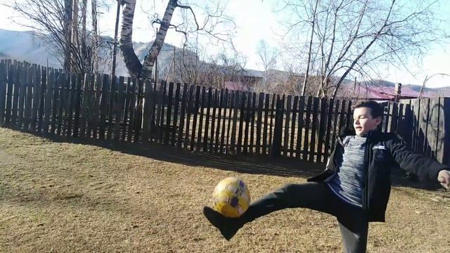 кто больше набьёт мяч получит 1000 руб. смотреть онлайн