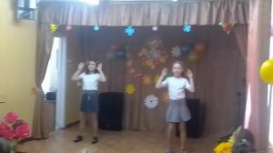 лёгкий танец под песню ягода малинка Хабиб